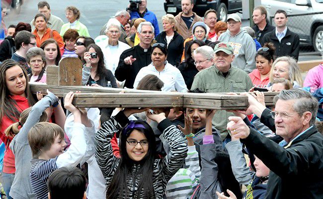 As Easter nears, Erwin, Unicoi residents walk mile in Jesus' shoes