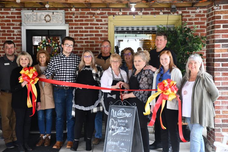 New restaurant opens in the town of Unicoi Business