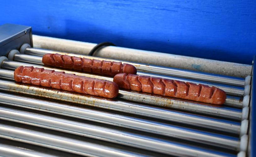 hot dogs on warmer wonder dogs