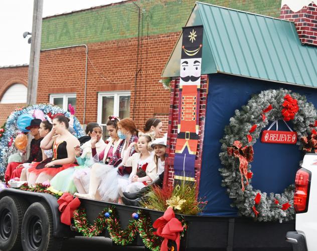 Christmas parade returns to downtown Johnson City Features