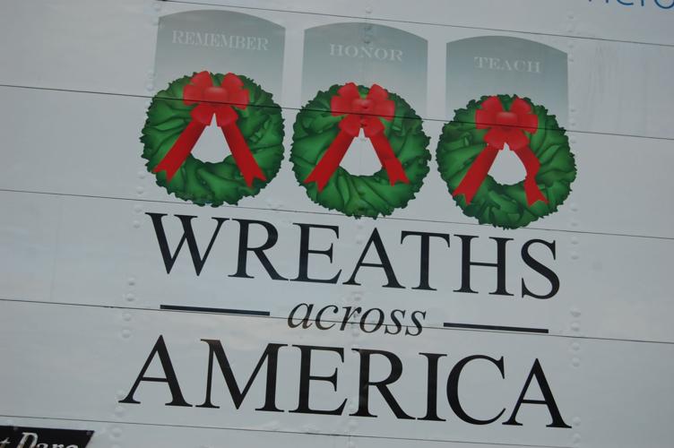 Wreaths Across America volunteers on drive for more than 17,000