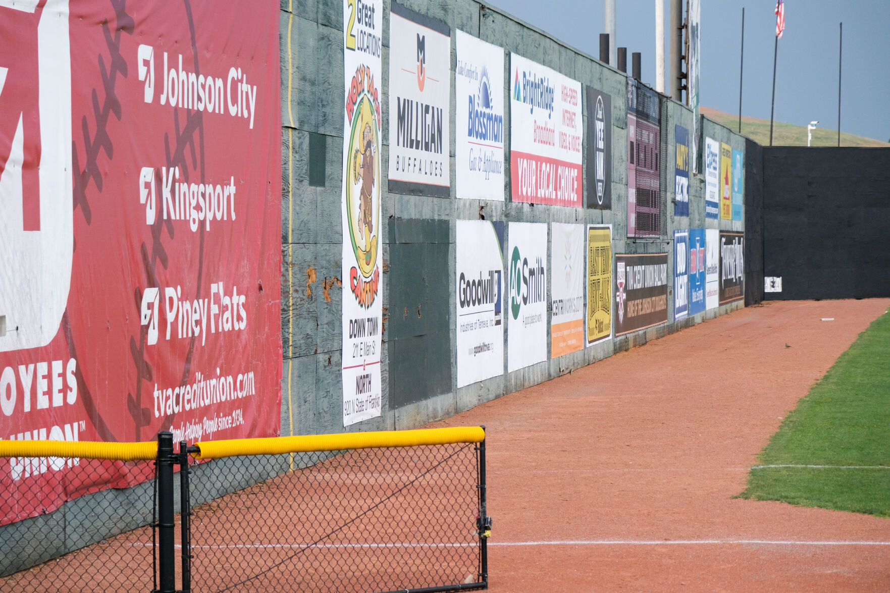 City Commission Green-lights Replacement Of Outfield Walls At TVA ...