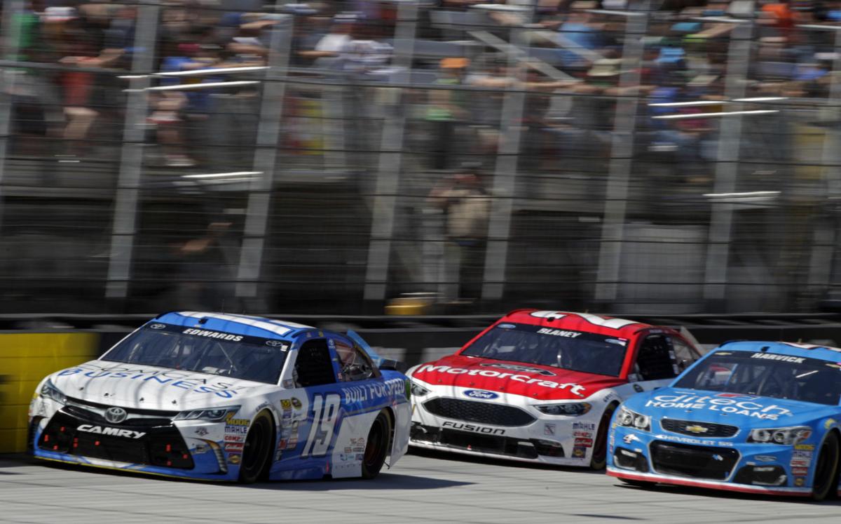The Nascar Hall Of Fame Case For Cousin Carl Motor Sports Johnsoncitypress Com