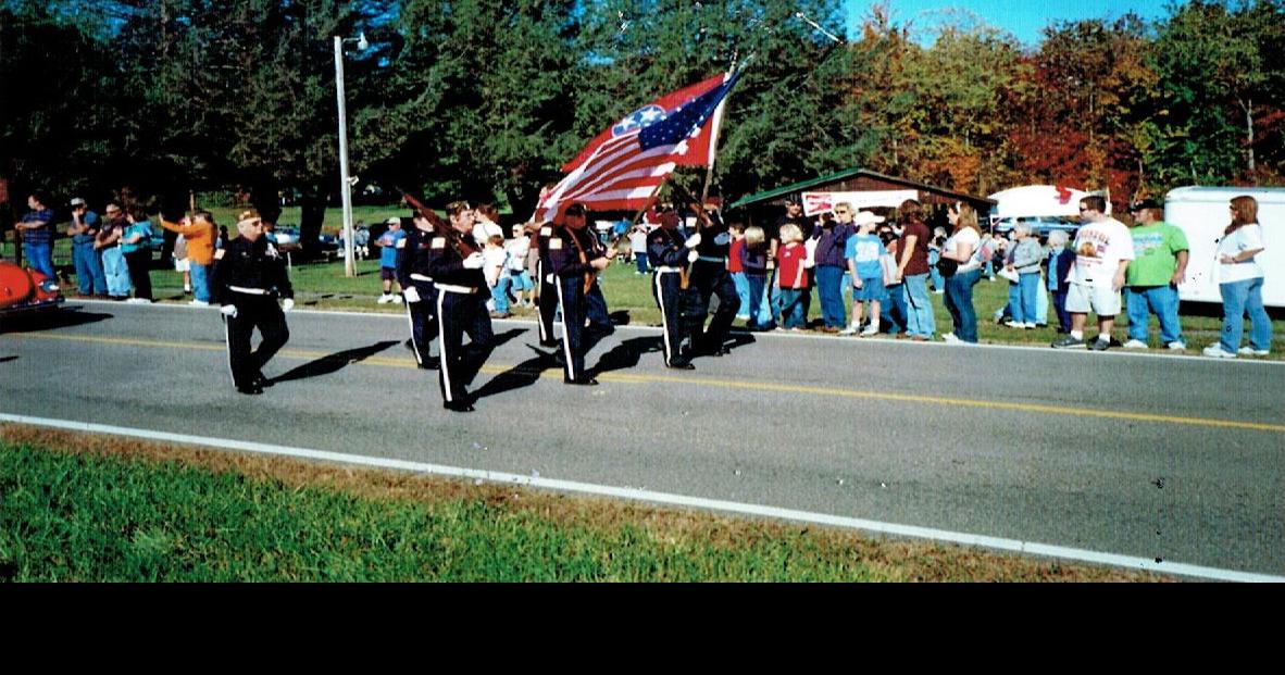 How cranberries and a community helped this little school stay open 26
