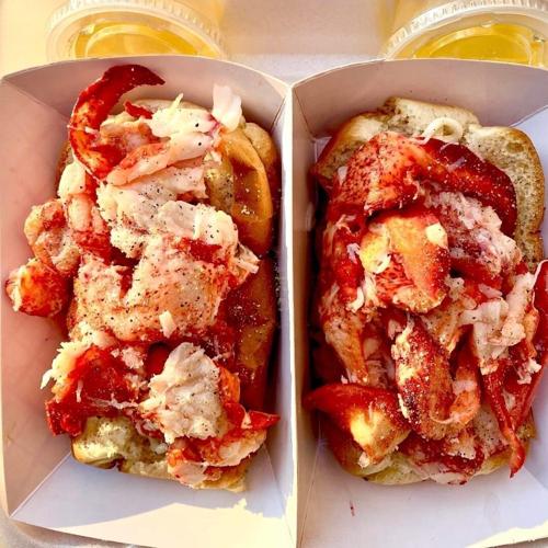 Watch now What's cooking Lobster Dogs Food Truck of Tennessee Food