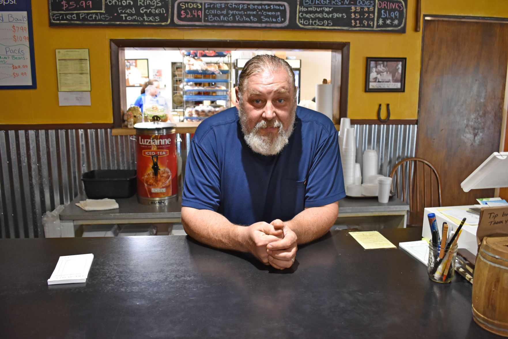 Names Faces Big Dan s BBQ johnsoncitypress