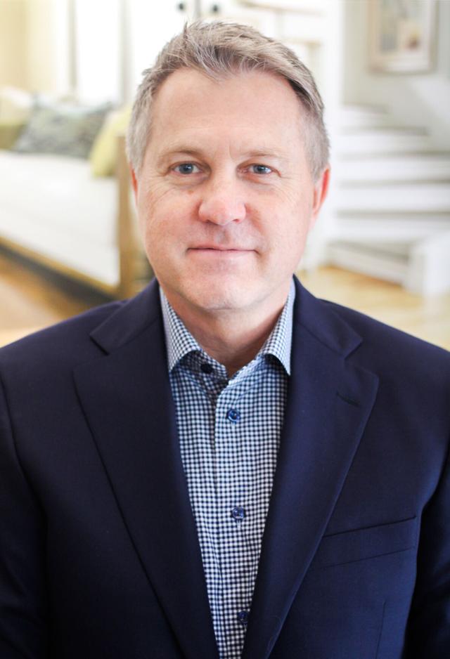 Mullican Flooring names Oakley president Business