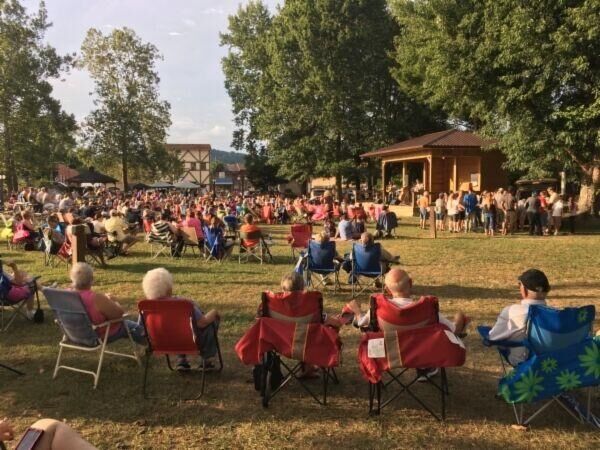 Covered Bridge Jams to provide 10th year of free concerts in downtown ...