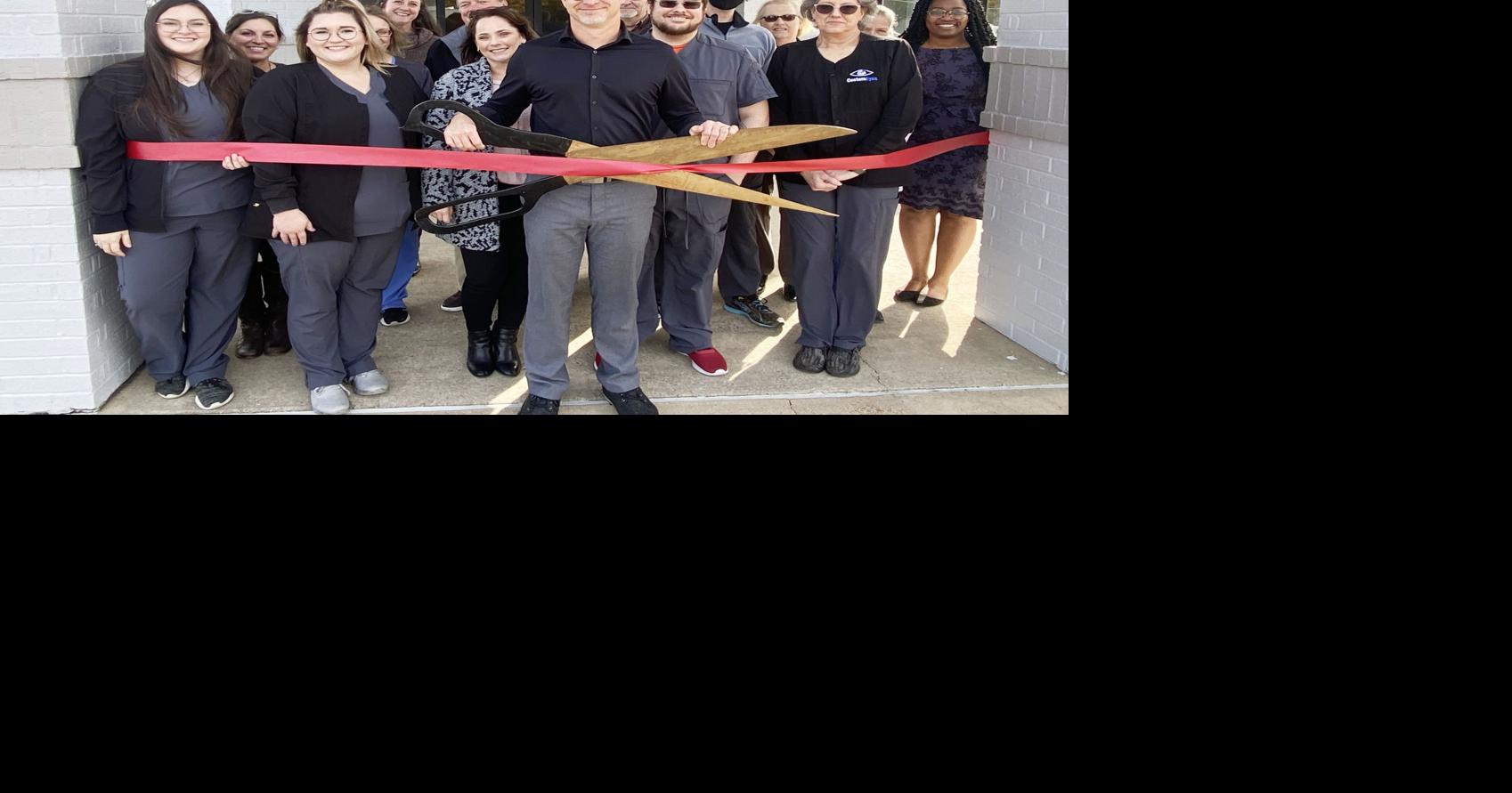 CUSTOMEYES VISION CARE Newport