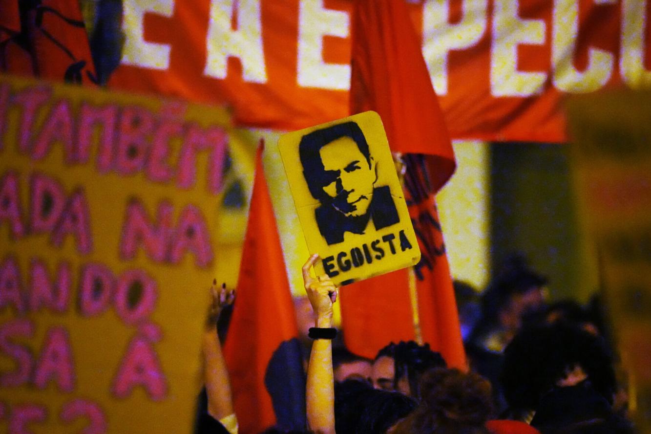 CORRECTION Portugal Housing Protest | World | jonesborosun.com