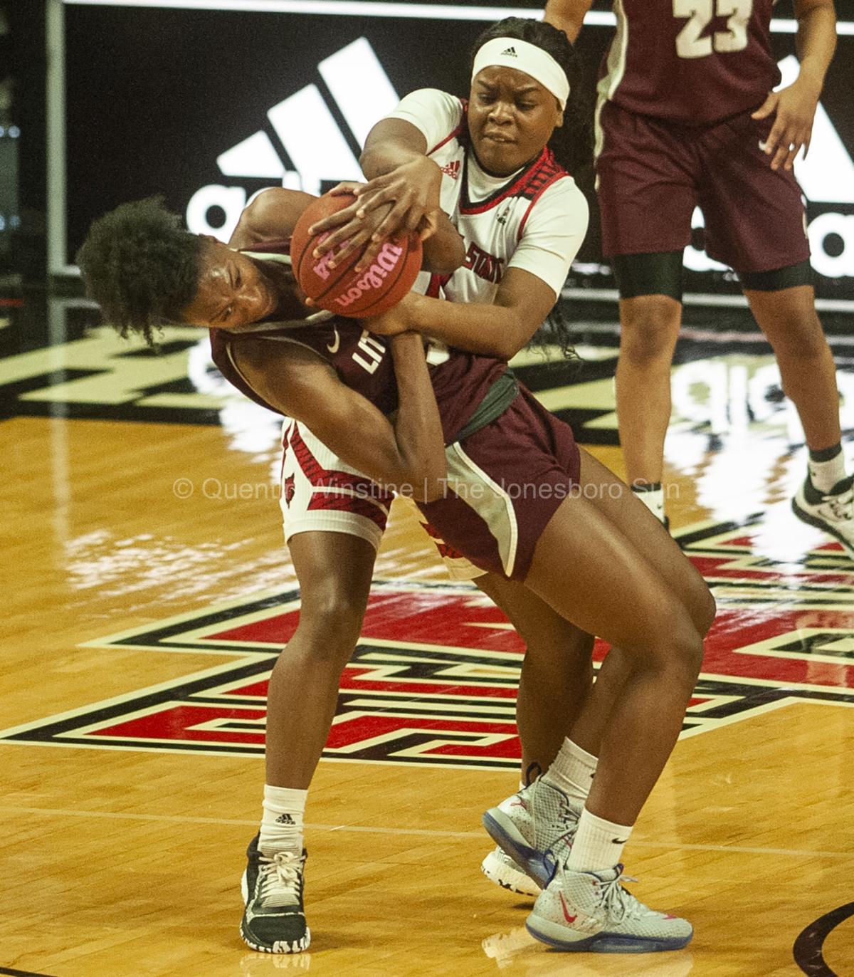 200228_JS_UALR ASU WBB_QW06.JPG