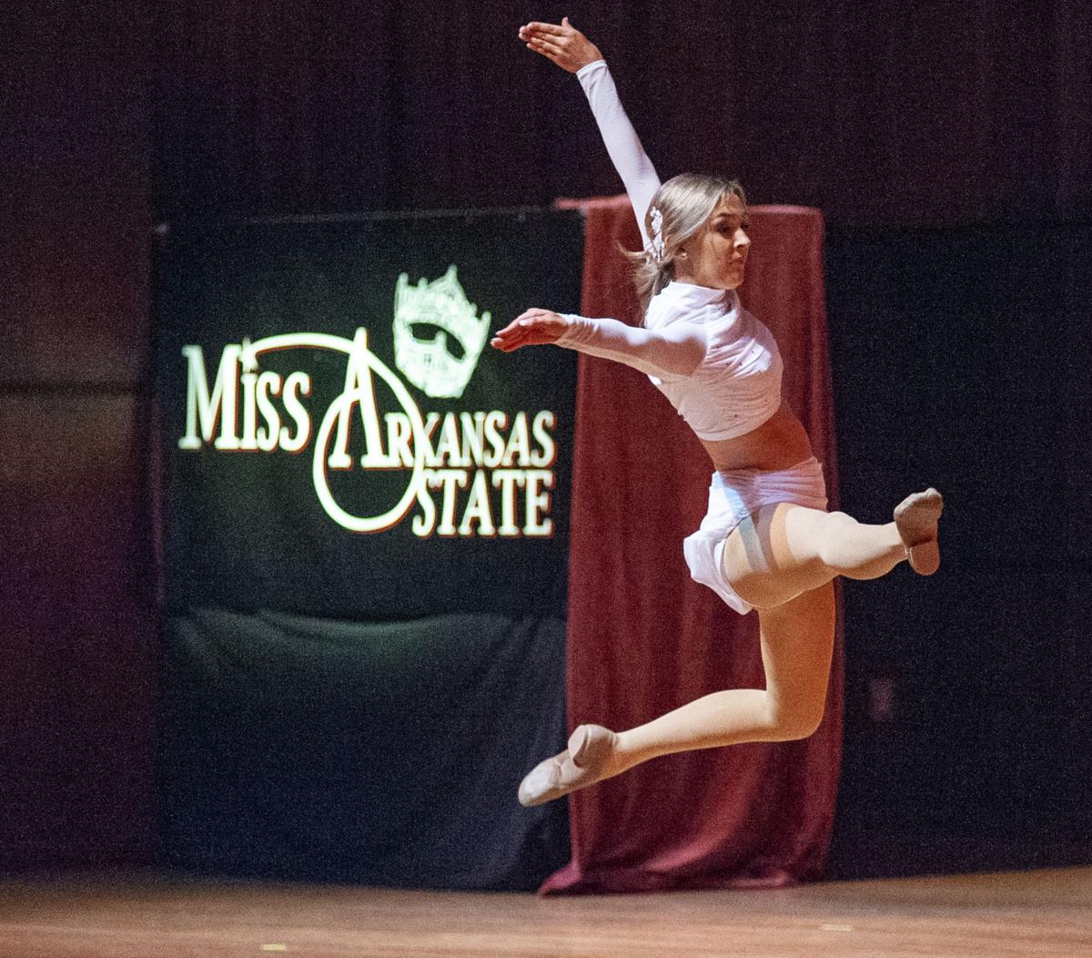 200204_JS_Miss A-State_QW02.jpg