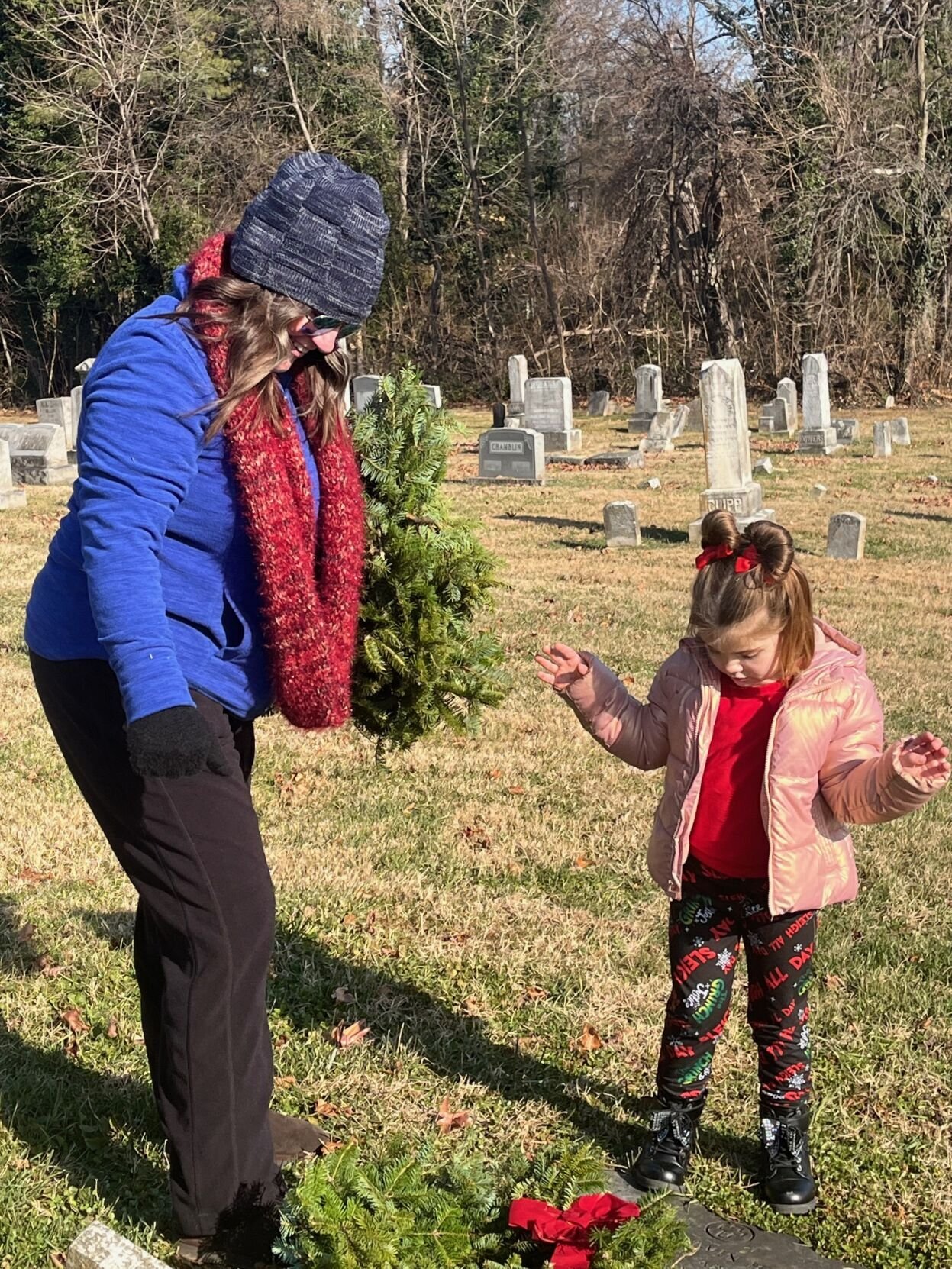 Charles Town Volunteers Honor Veterans with Wreaths Across America