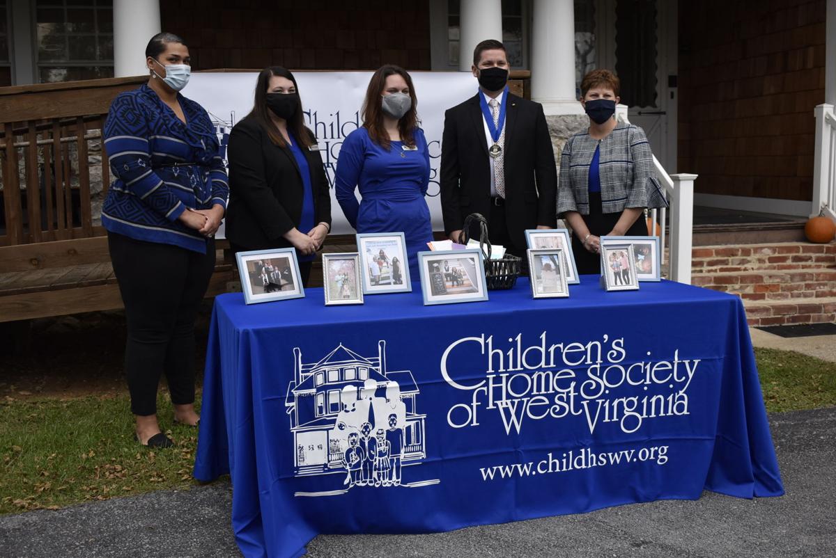 Needing A Champion Children S Home Society Of West Virginia Recognizes Del Barrett S Advocacy For Children Journal News Journal News Net