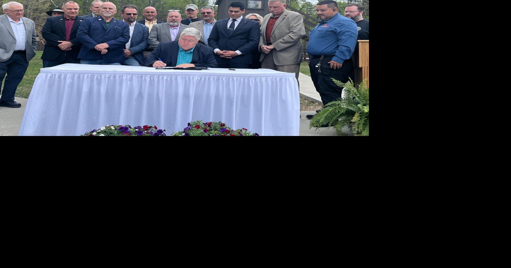 Governor signs three pro-Second Amendment bills into law at Cacapon Resort State Park