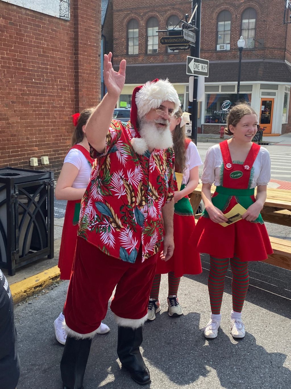 Charles Town Christmas Parade 2022 Charles Town Hosts Christmas In July | Journal-News | Journal-News.net