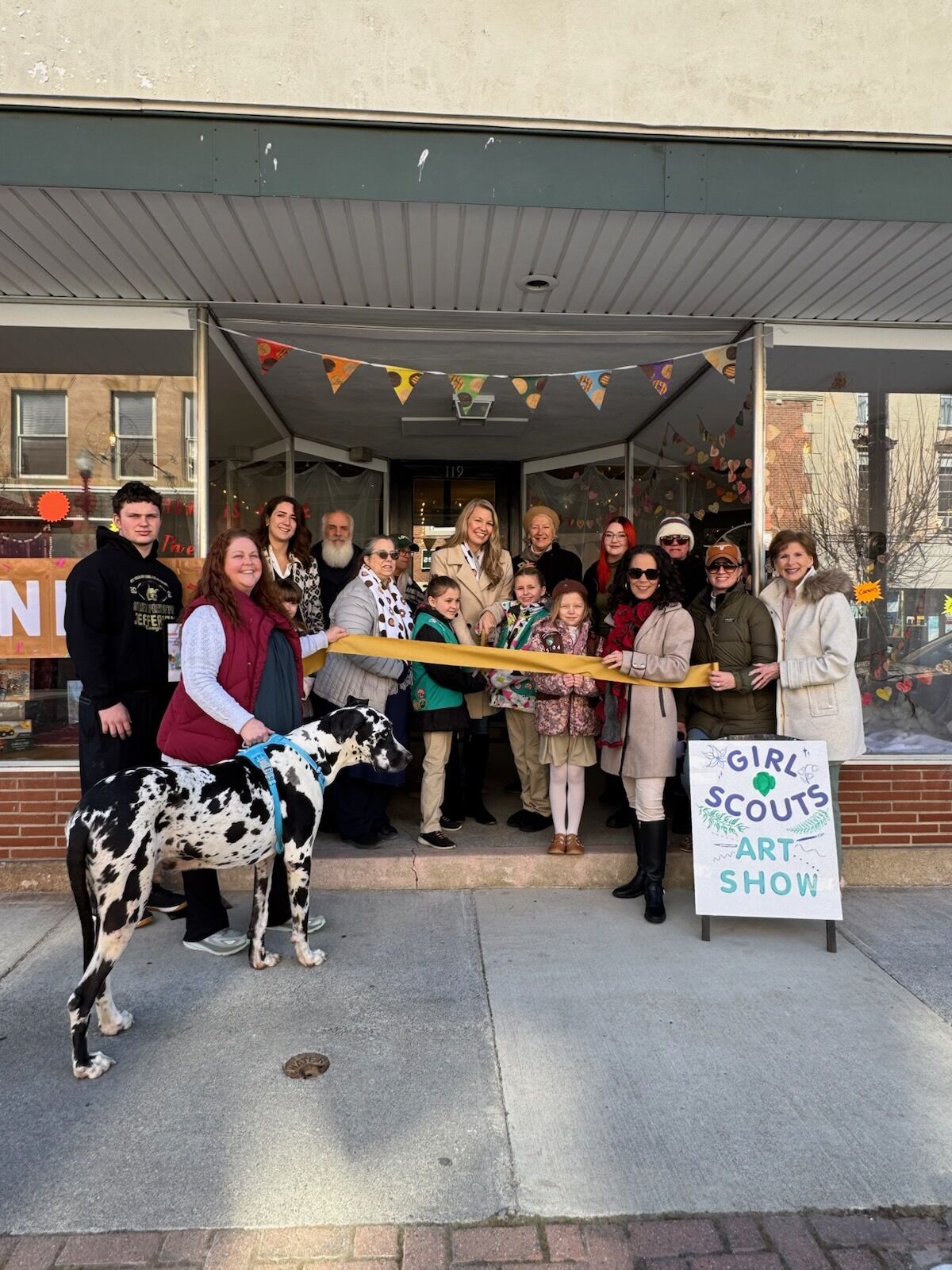 Charles Town Celebrates New Art Space with Local Girl Scouts