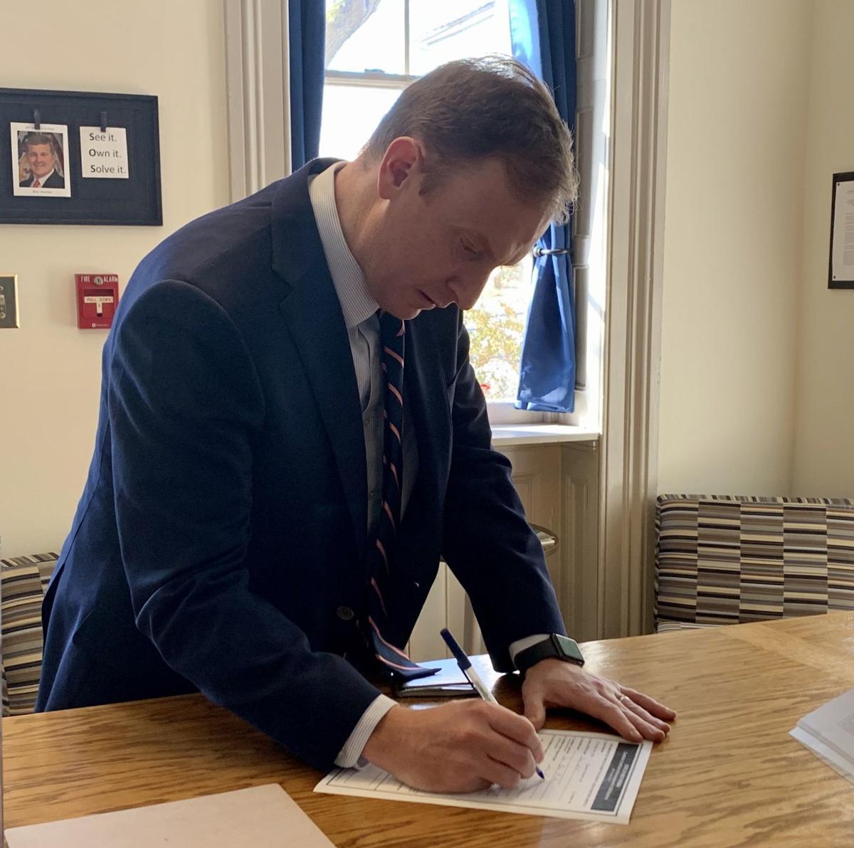 State Auditor McCuskey files for second term Journalnews journal