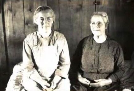 Exploring the Pioneer Lives of Leora and Lynn Tusing