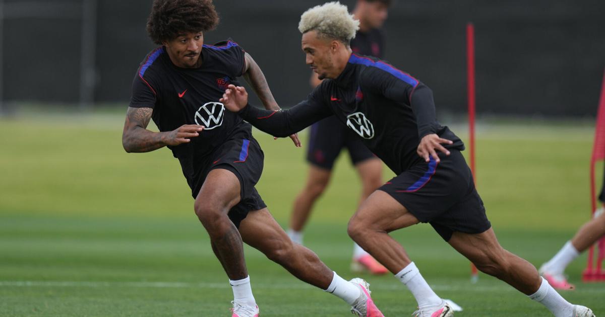 US riding wave of confidence to World Cup knockout rounds after strong start to home tournament