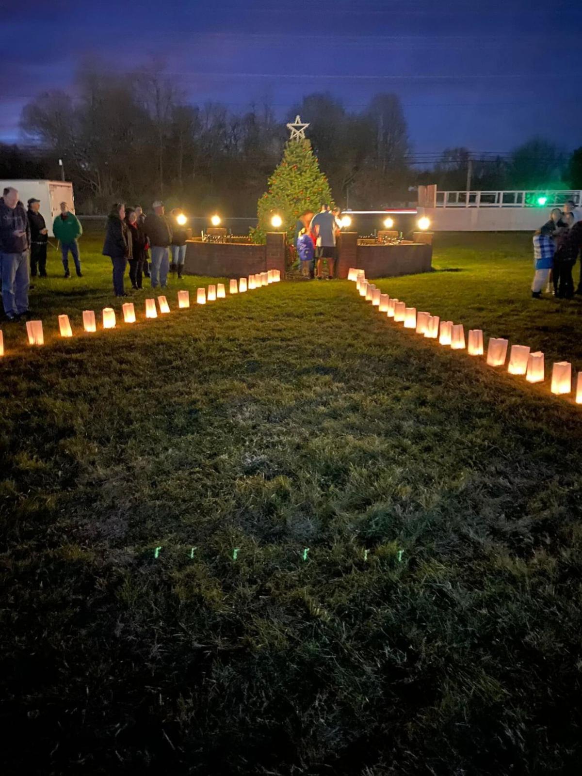 South Berkeley Christmas Parade 2022 Together Again: Holiday Spirit Fills South Berkeley With Annual Tree  Lighting, Return Of Christmas Parade | Journal-News | Journal-News.net