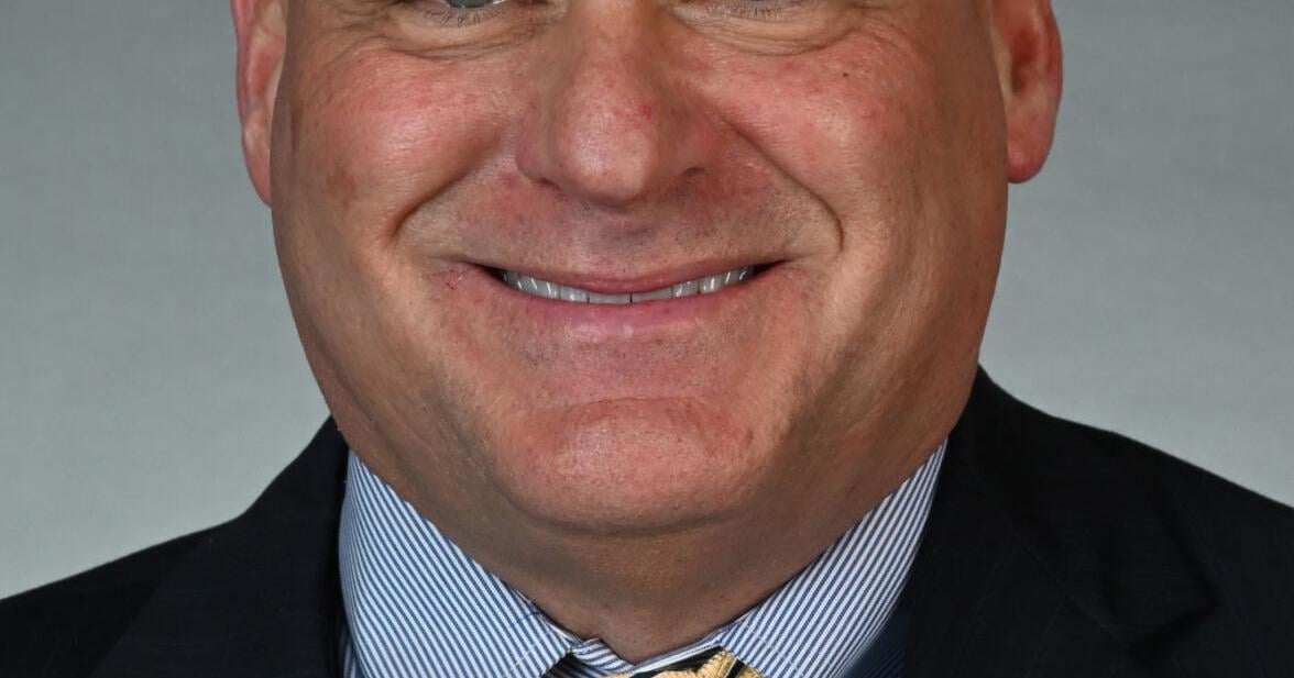 Rodriguez, rest of Big 12 coaches in favor of 24-team College Football Playoff