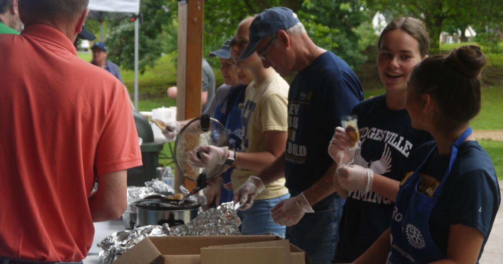 Martinsburg's community comes together to remember fallen veterans | Journal-news - Vimarsana News