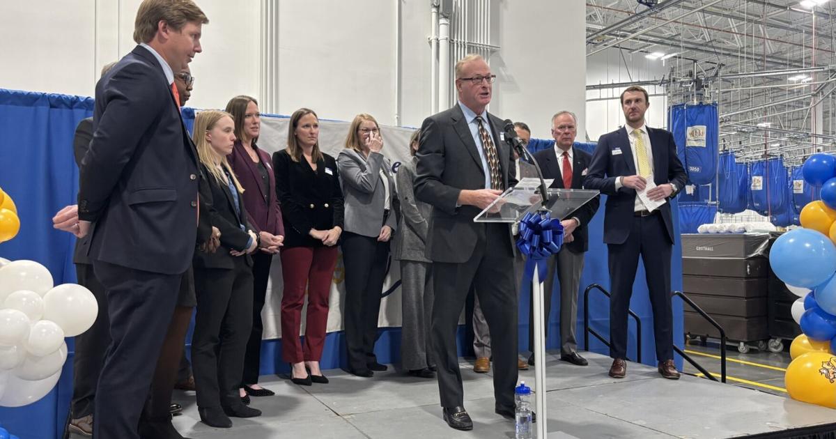 HandCraft Linen & Uniform branches out into Martinsburg | Business And Economy HandCraft Linen & Uniform branches out into Martinsburg | Business And Economy