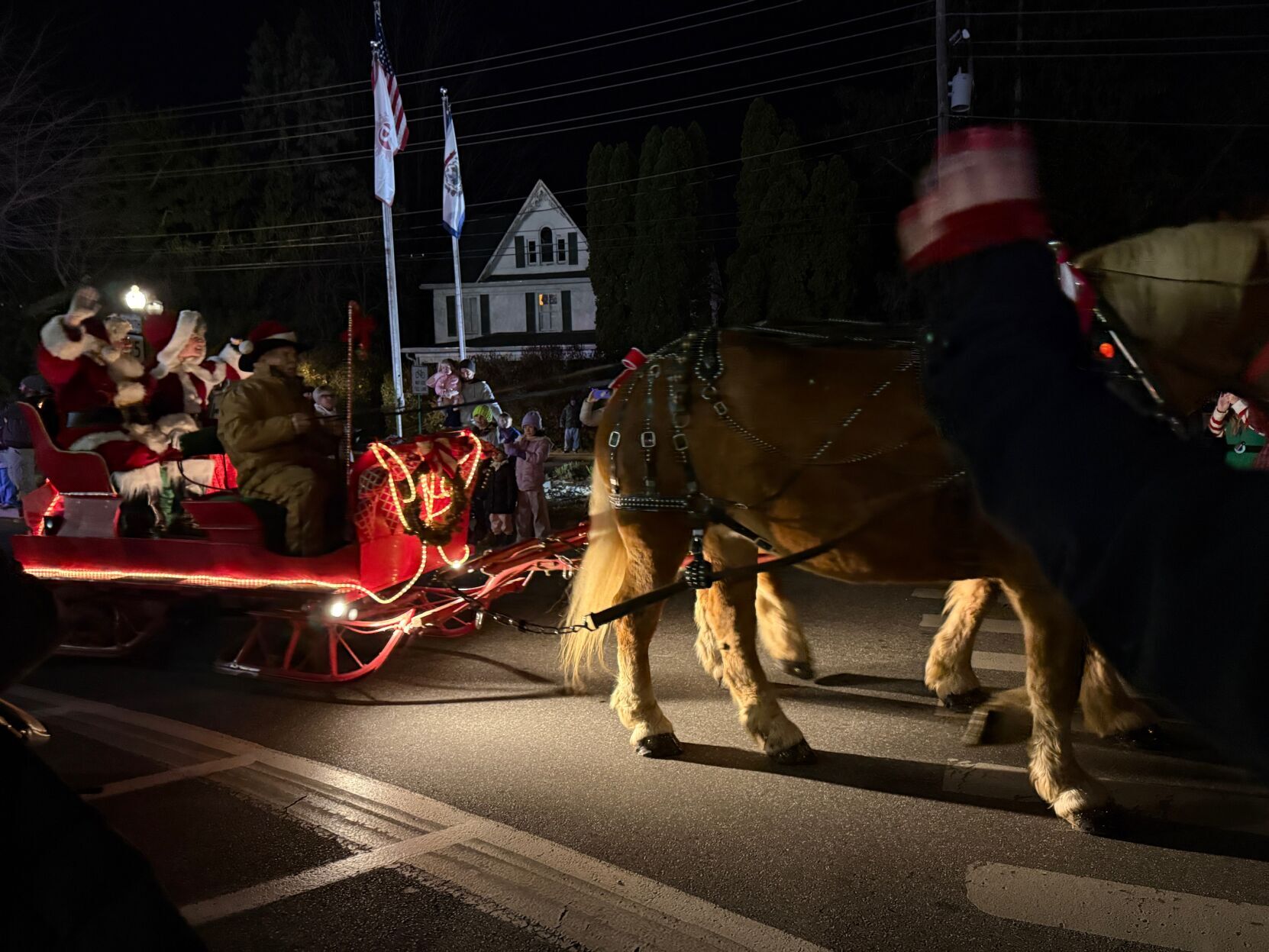 Ranson's Festive Tree Lighting Brings Community Together