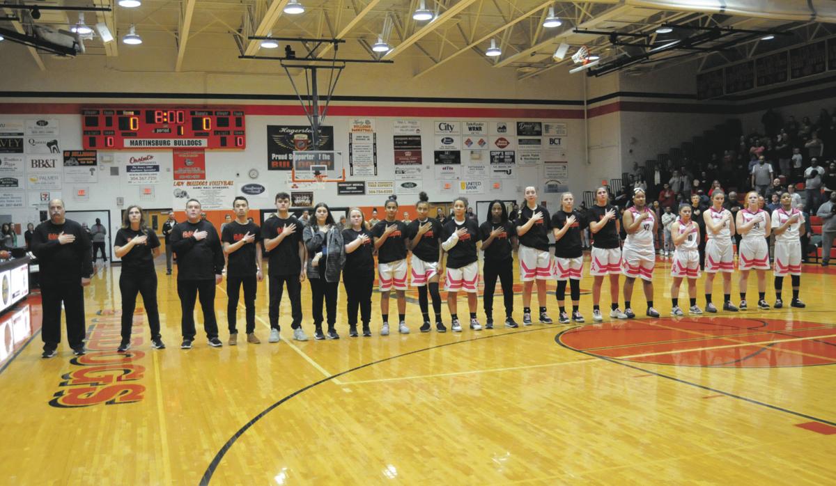 Bulldogs Fall To Applemen In Return To Court Journal News