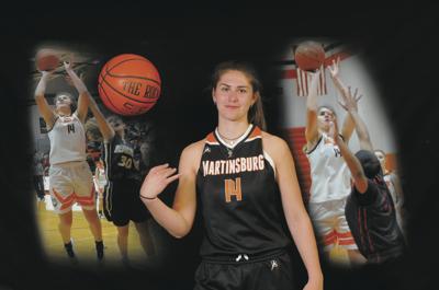 Standing Tall Martinsburg S Andrews Lead Team On Path To State
