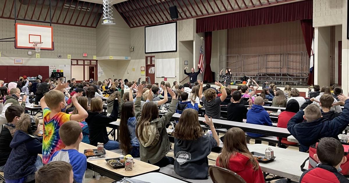 Tomahawk Intermediate brings excitement to math with Cafeteria Math