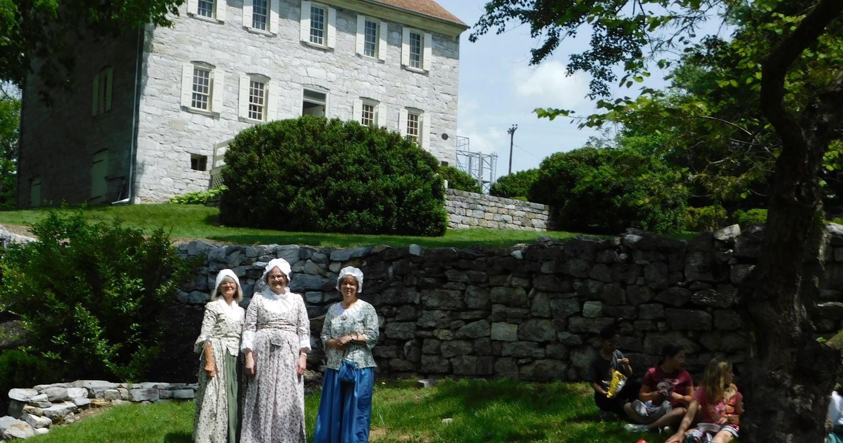 Local students visit General Adams Stephen House - Vimarsana News