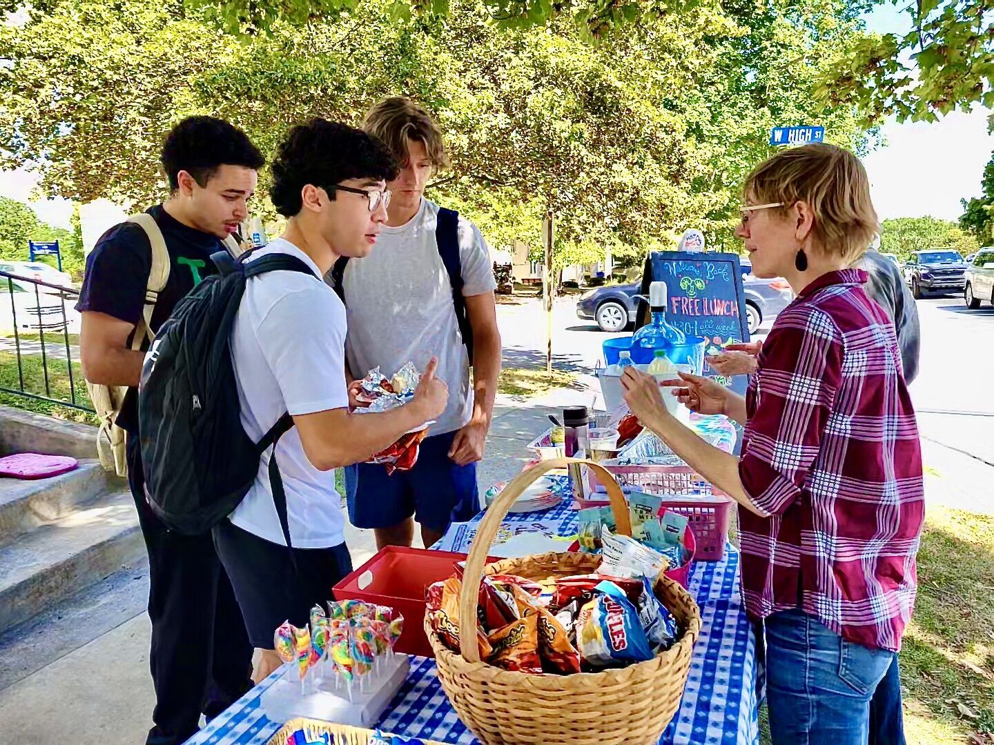 Shepherd Students Embrace Warm Welcome at St. Peter's Church