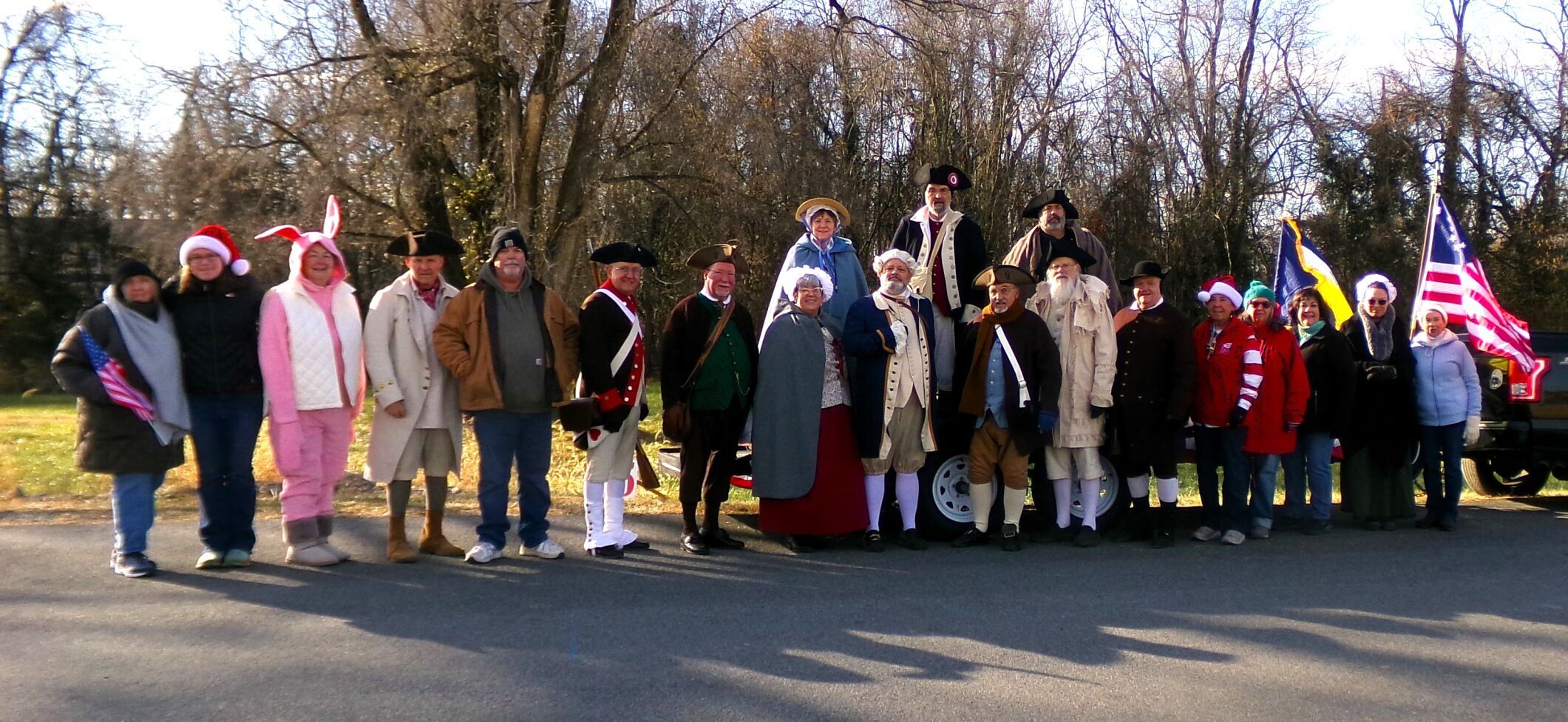 Bee Line Chapter Celebrates Holidays at Charles Town Parade