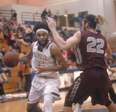 Carr S Big Day Lifts Rams Past Concord Local Sports Journal