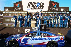 Kyle Larson surges to second in NASCAR postseason Chase heading to Bristol track he's dominated