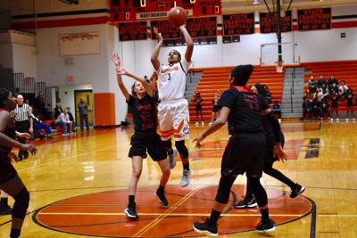Martinsburg Girls Hold Off Cardinals Journal News Journal News Net