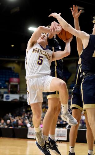 Ben Cresap fouled_4094.jpg