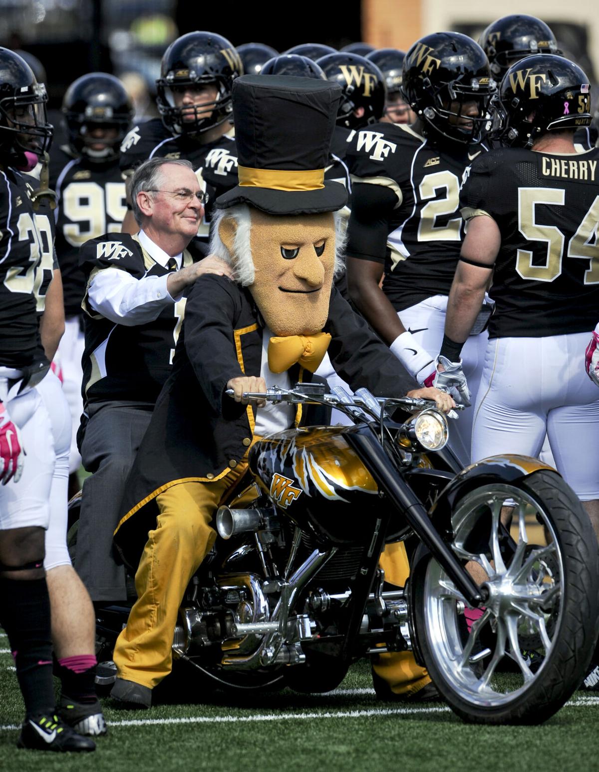 Wake Forest University President Nathan Hatch To Retire In June 2021 Education Journalnow Com