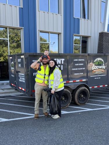 More Than 40 Volunteers Join Statesville’s Fall Trash Bash