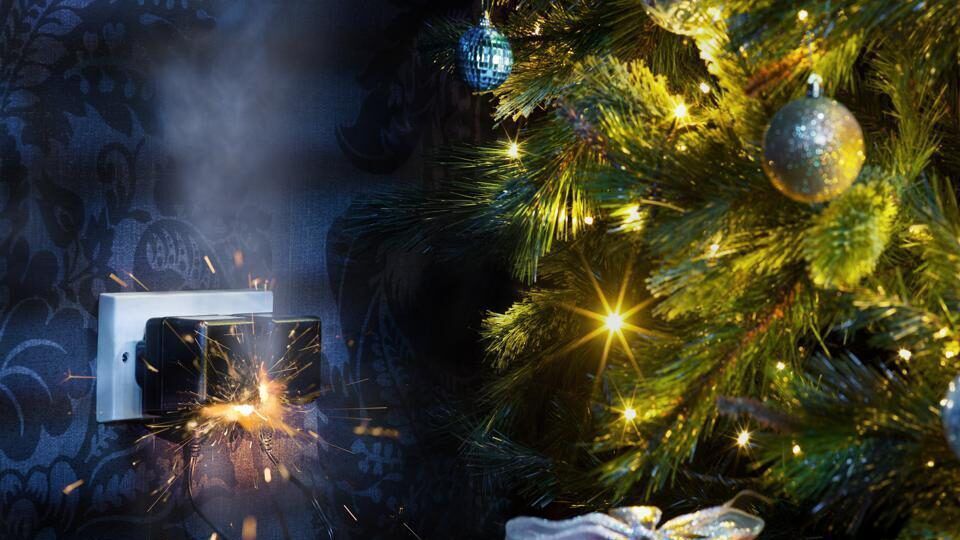 Wrapping Up Insurance For Holiday Disasters