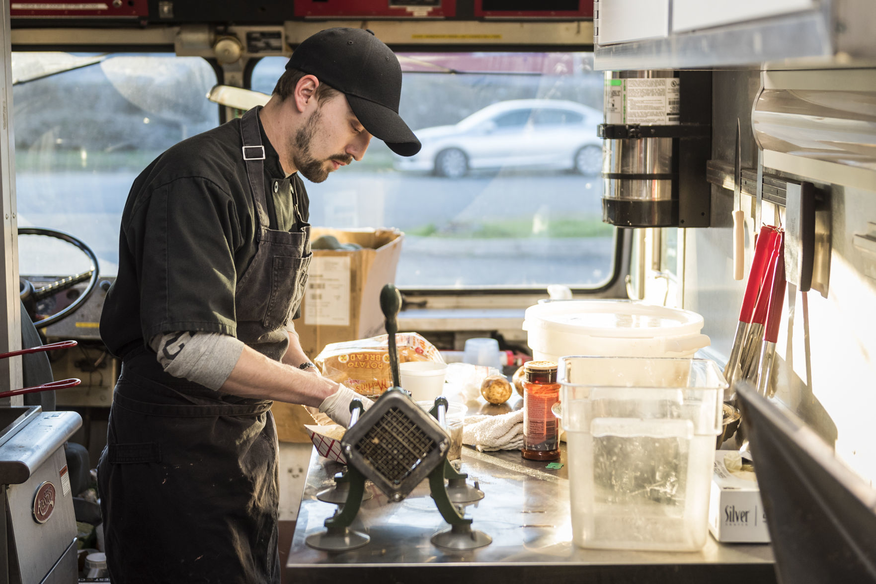 Truck Owner Serves Up Southern Fare | Food | Journalnow.com