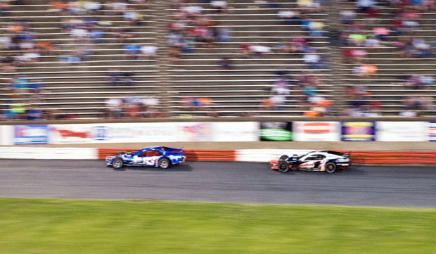 Race Night At Bowman Gray