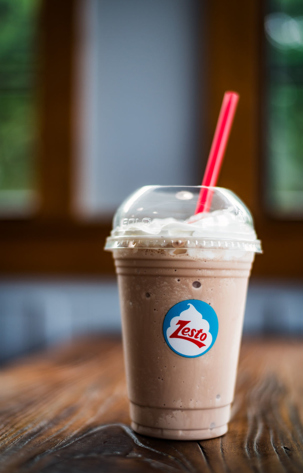 New restaurant Zesto dishes up burgers, shakes and a taste of history