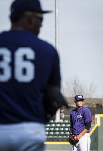 2016 MLB Draft: Florida pitcher Dane Dunning taken by Washington