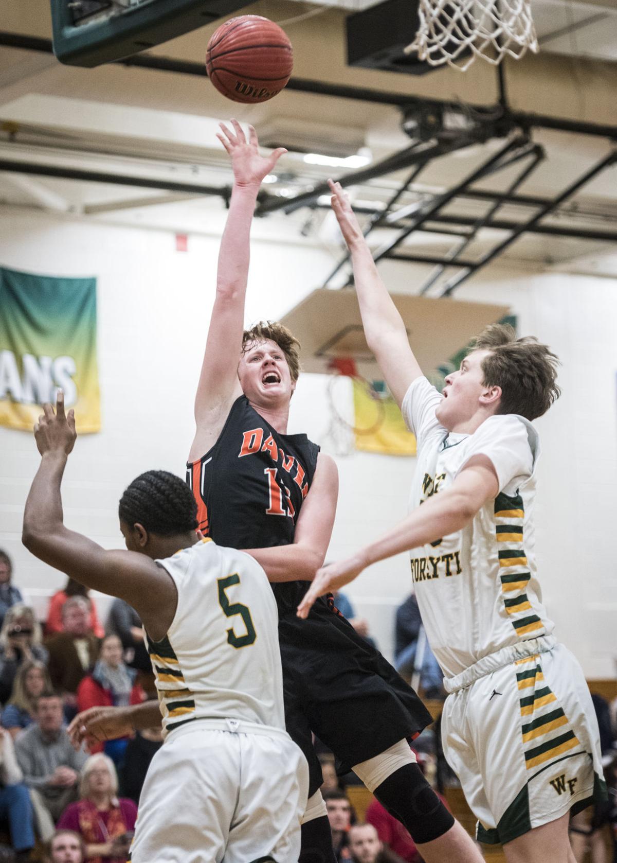 Prep Basketball Primer Conference Heavyweights Meet In Friday S