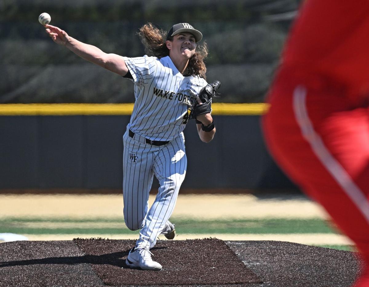 Baseball Drops Non-Conference Game to NC State - UNC Greensboro