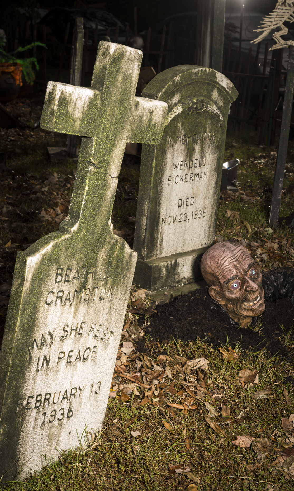 Final year for spooky Ardmore haunted house with 100 jackolanterns