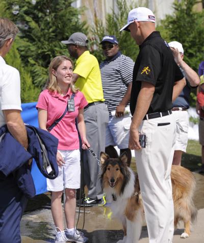 Seeing Through Sound Blind Golf Fan Follows Pga Tour Over Radio